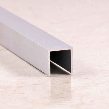 Алюминиевый П-образный профиль 10ммх10х10мм серебро глянец
